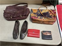 2 Dooney Bourke, 2 purses, shoes