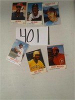 BASEBALL CARDS