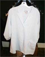 (8) Men's Grey's Anatomy Lab Coats, Size L