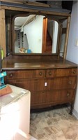 Vintage dresser 48 x 23 + mirror