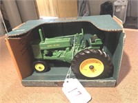 JD narrow front model "G" tractor