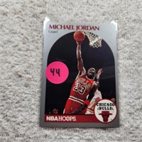 1990-91 Hoops Michael Jordan