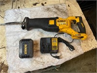 Dewalt dcs388 Reciprocal saw, battery, charger