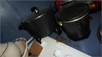 Two Deep Fryers  Both have Grease  NO SHIPPING
