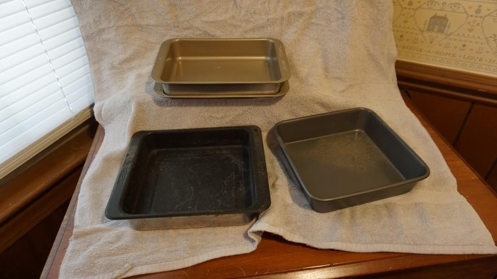 Three Rectangle Baking Pans