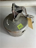 Aluminum pot and masher