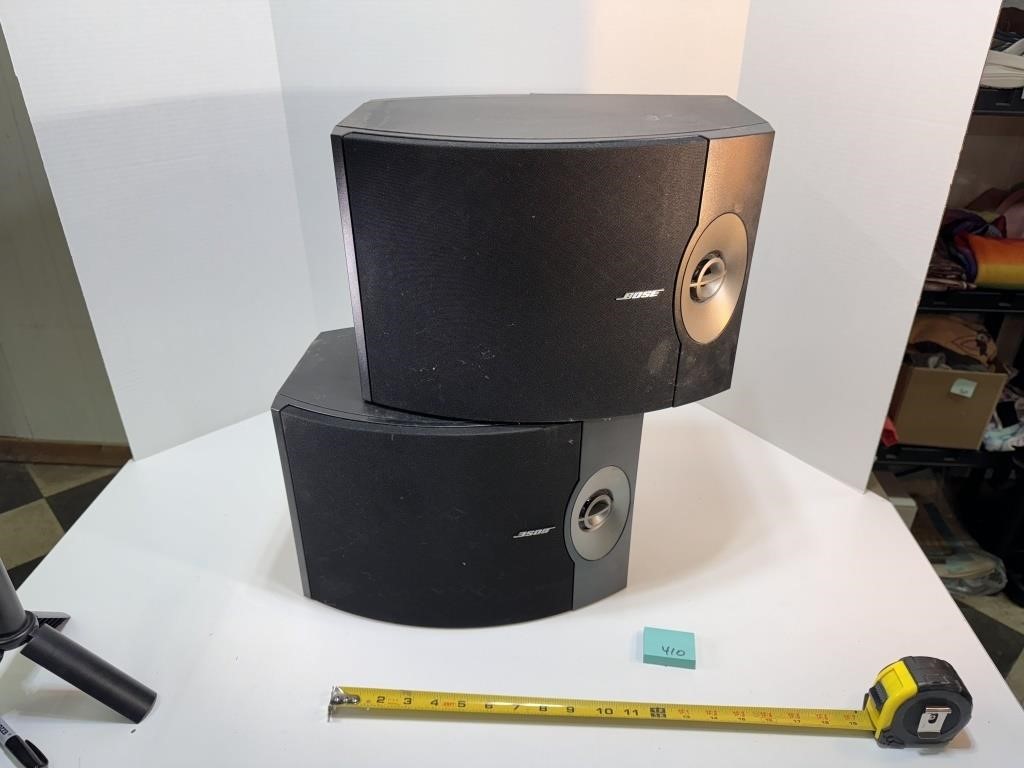 Pair of Bose 301 Speakers