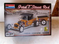 Monogram Ford Model T Hot Rod Model Kit
