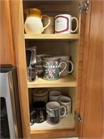 Contents of 2-Kitchen Cabinets