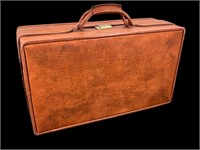 Vintage Hartmann Luggage - 21" x12" x 7"