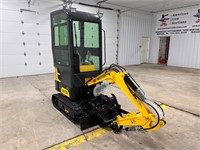 Mini Excavator- QH13R- NO RESERVE