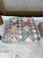 vintage hand sewn quilt - double/full