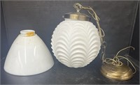 (AE) Antique White Lampshade And Round Hanging