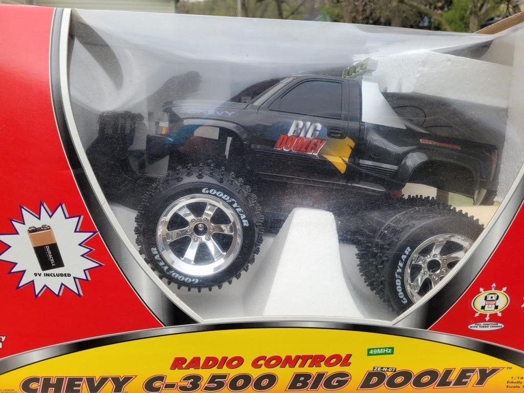 Radio Control Chevy C-3500 Big Dooley