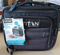Titan Expandable Lunch Box