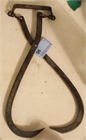 VINTAGE ICE TONGS