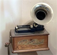 Thomas Home Phonograph/Cassette/AM/