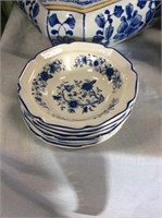 Six piece set small blue and white bowls