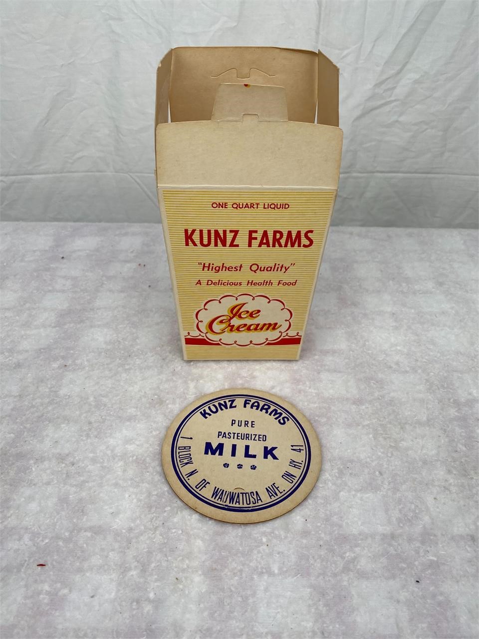 Vtg KUNZ FARMS Paper Ice Cream Box & Coaster