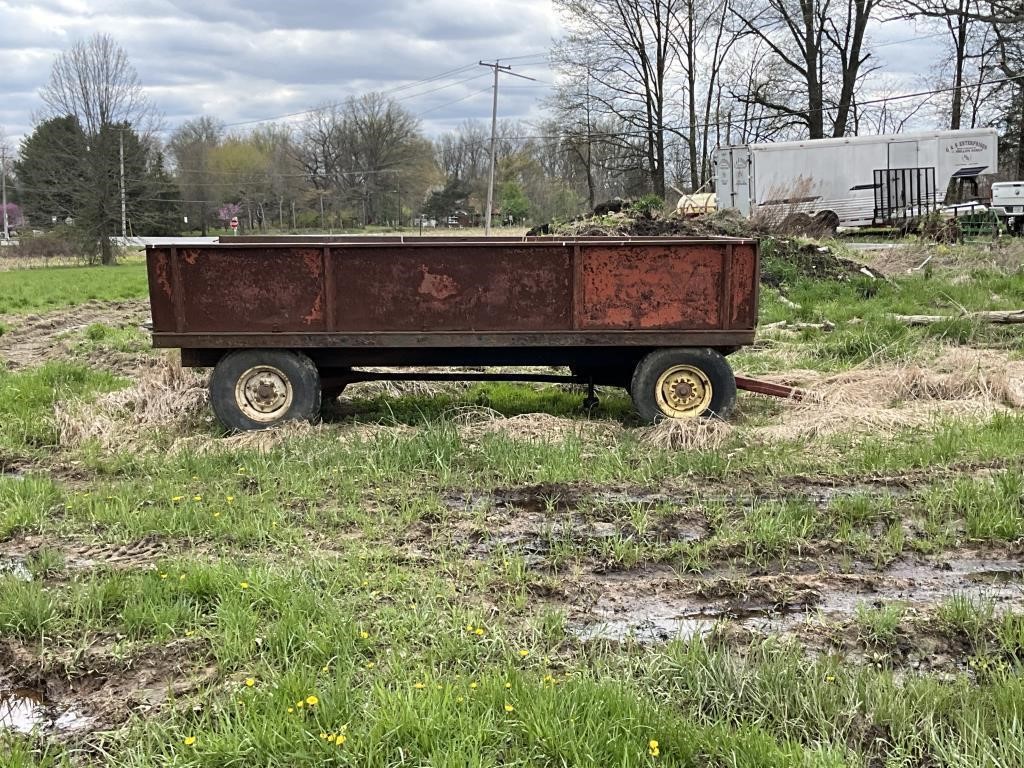 7 1/2’ x 14’ dump wagon, Koby brand, needs