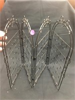 4 Paneled Wire Jewelry Holder