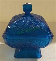 Pedestal covered candy dish with acorn pattern