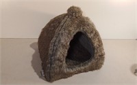 Fur-Like Dog/Cat House