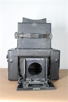 Graflex box camera
