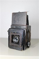 Thorton Pickard camera