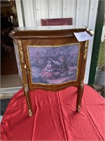 PAIR OF DECORATIVE END TABLES