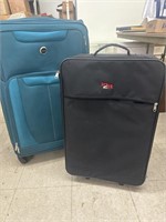 2 cnt Suitcases