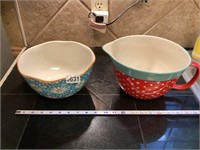 Two Pioneer Woman bowls