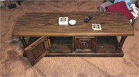 Coffee table w/2 matching end table