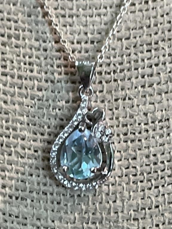 Sterling Silver Necklace w/ Blue Topaz 3.08g 18in