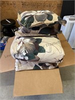 5 outdoor furniture cushions and 2 matching