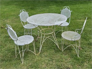Wrought Iron Ice Cream Parlor Style Table & Chairs
