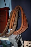 ANTIQUE HORSE COLLAR AND HAMES