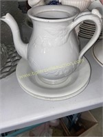 2 ironstone bowls, teapot no lid