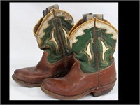 CUTE PAIR OF CHILD'S WESTERN BOOTS
