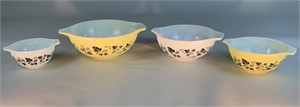 Set of 4 Pyrex Bowls Gooseberry Black/Yellow