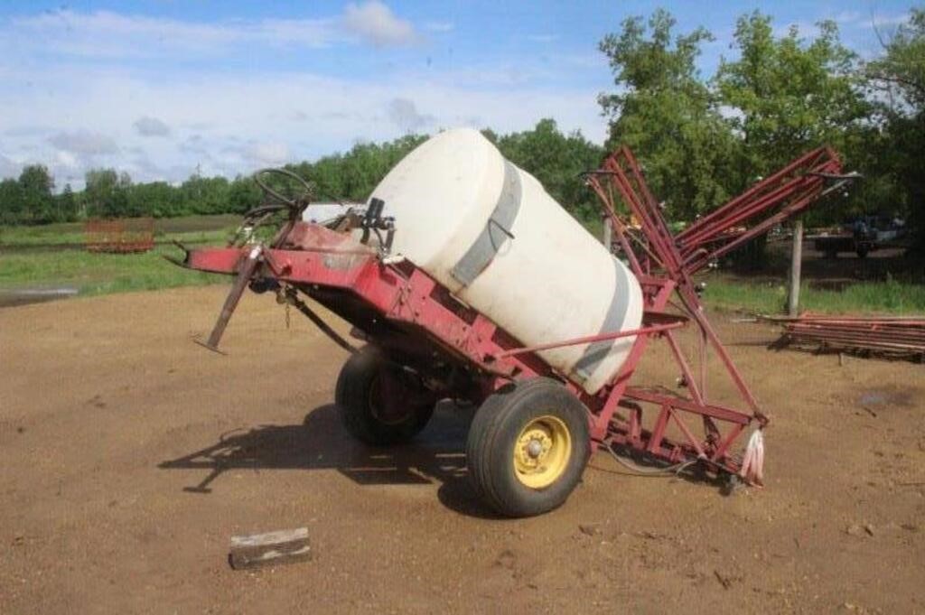 Pull Type Hardi Sprayer, Approx 500Gal Tank