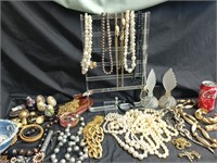 Costume jewelry lot necklaces, bracelets,