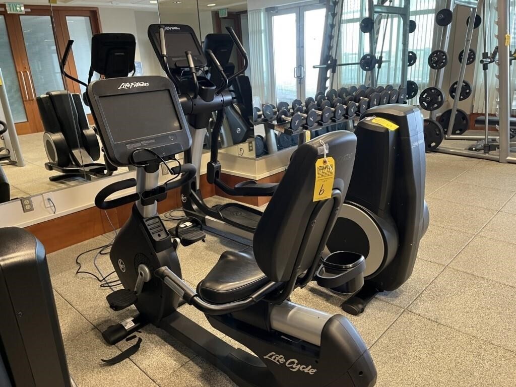 LIFE FITNESS 95RS RECUMBENT BIKE - SERIAL No. APB1