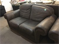 leather love seat, lots 481, 485 & 486 match