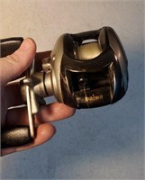 Daiwa mag force fishing reel