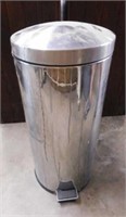 Stainless trash can w/ foot pedal, 25" tall