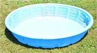 (O) Plastic Kiddie Pool