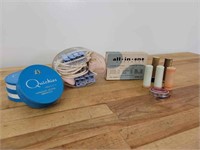 Assorted Vintage Personal Care Items