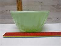 FIRE KING JADEITE SWIRL BOWL