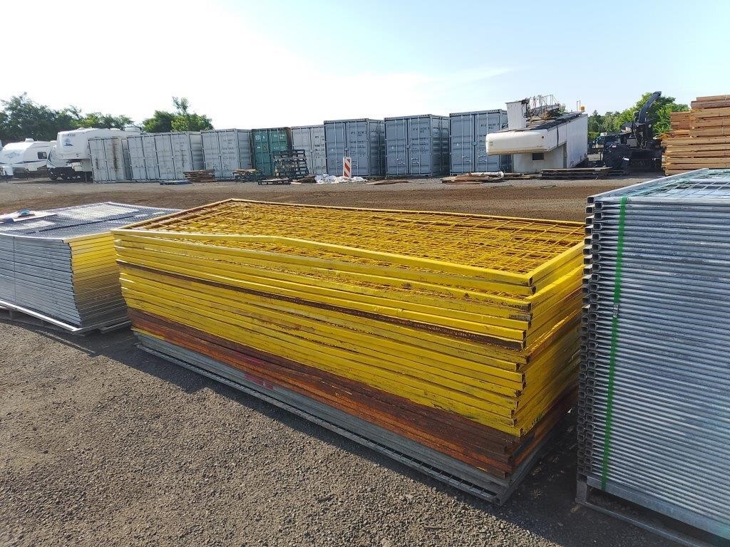 (26) Construction Fence Panels